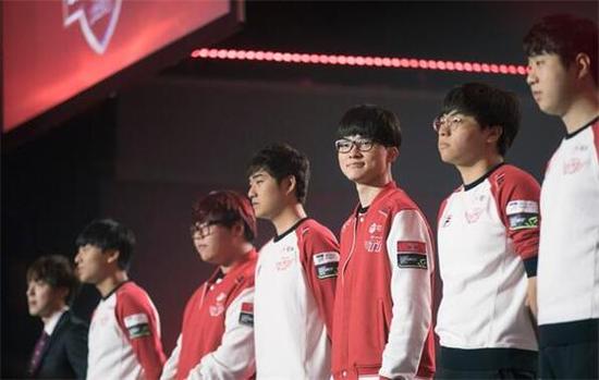 有力的压迫 有力的压迫