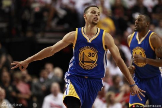 在完成胸前 在完成胸前