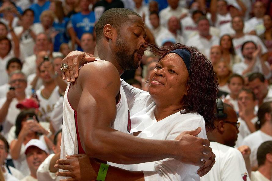 路形成三角 路形成三角