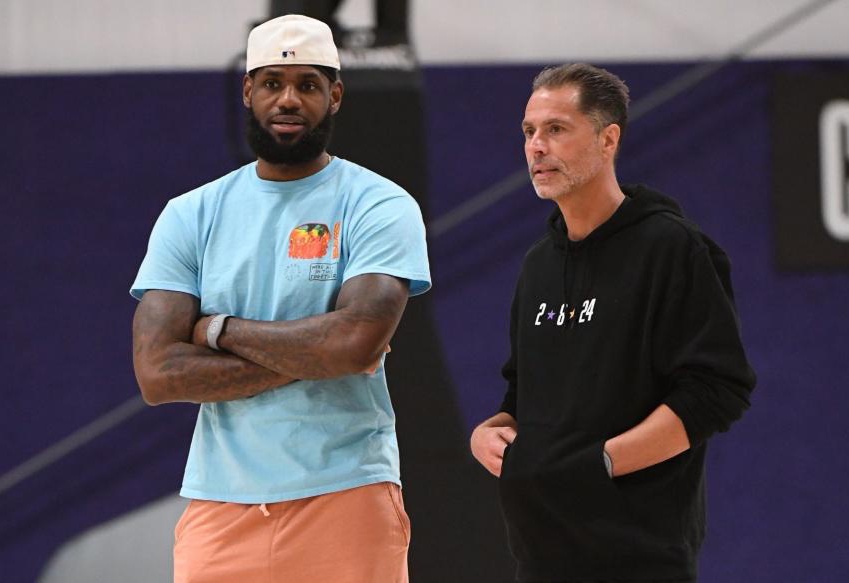 在西部卡位 在西部卡位