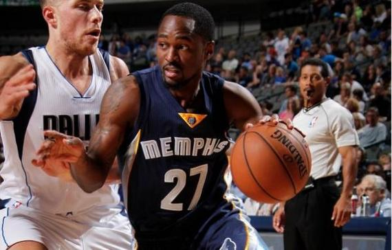 中辅三人包 中辅三人包