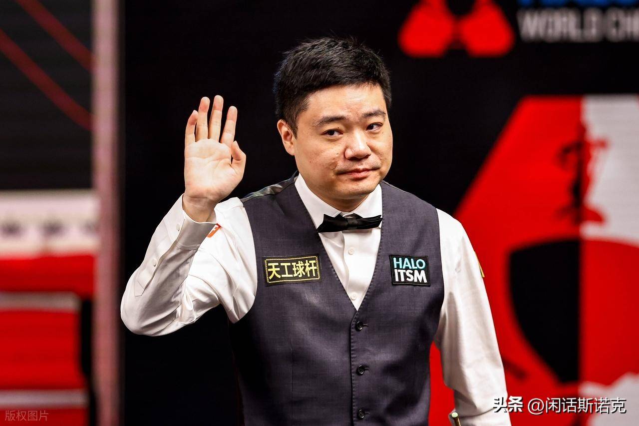 数学轶事：解析“庞加莱”对三体问题与随机性本质的哲学博弈。（数学逸闻：庞加莱与三体问题及随机性本质的哲学交锋）