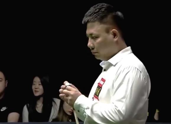 将球稳稳打